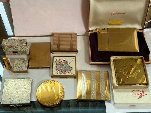 Compact cigarette case - compact,